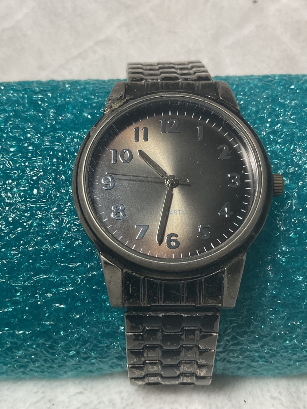 Men's Black Dial Silver-Tone Stainless Steel Watch accutime